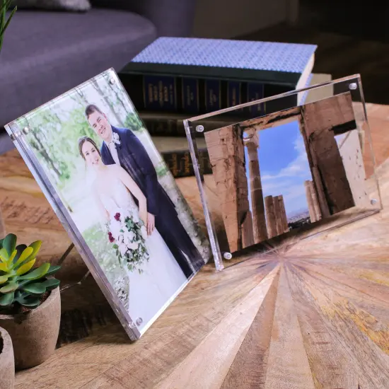 Creekview Home Emporium 5x7in Sturdy Clear Magnetic Acrylic Picture Frames {4}