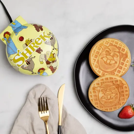 Uncanny Brands Shrek Mini Waffle Maker {1}