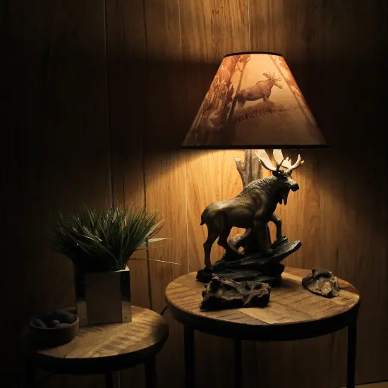 North American Bull Moose Table Lamp w/ Shade {7}