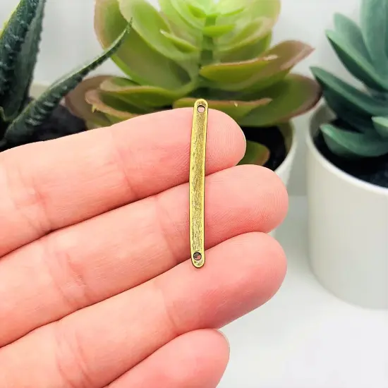 4, 20 or 50 Pieces: Bronze 33x3mm Simple Minimalist Bar Connectors {4}