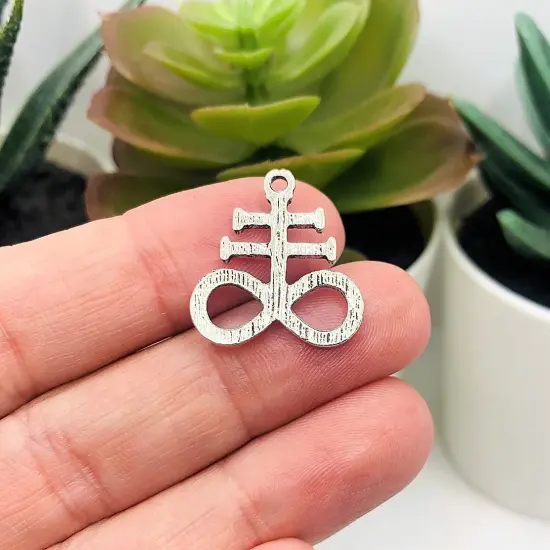 1, 4, 20 or 50 Pieces: Antique Silver Leviathan Cross, Satanic Pendant Charms {3}