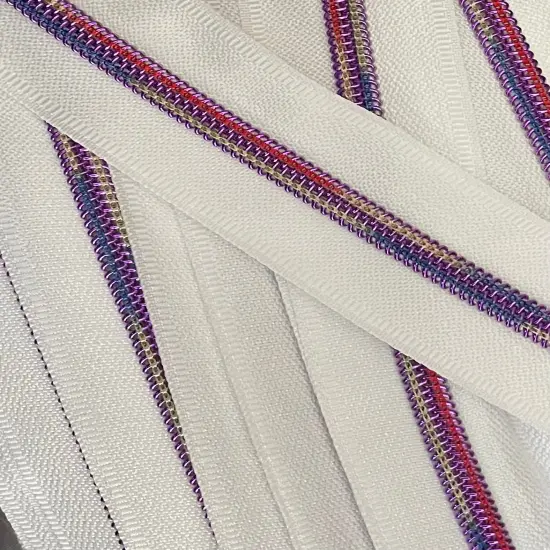 White with Jewel teeth zipper tape {1}