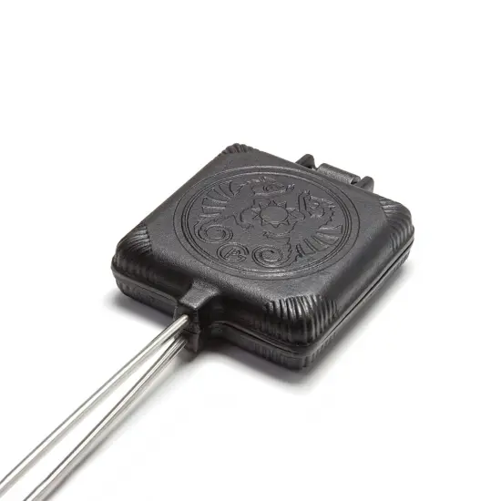 Petromax Sandwich Pie Iron, Hinged Cast Iron for Campfire Cooking, Wooden Handles {3}