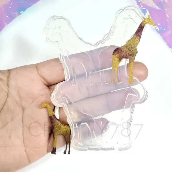 Giraffe / Jirafa Large Studs Earring Mold 2 Pairs (C11) {2}