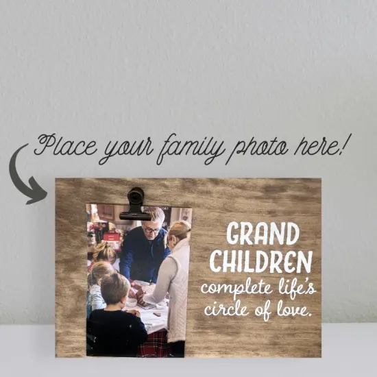 Decorative Wood Clip Frame: Grandchildren {2}