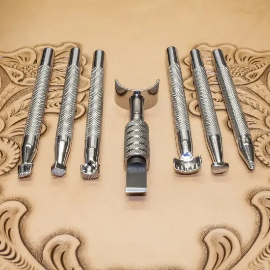 Realeather(R) Crafts Basic Tooling Set {3}