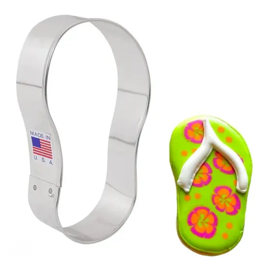 Ann Clark Flip Flop Cookie Cutter 4 1/8" x 2 1/4" {1}