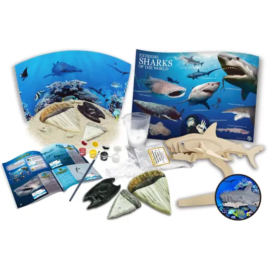 Extreme Sharks of the World - For Ages 6+ - Create and Customize Models and Dioramas - Study the Most Extreme Animals {3}