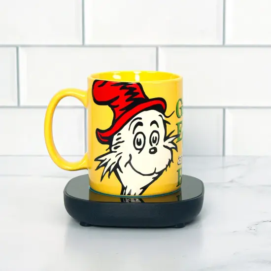 Uncanny Brands Dr. Seuss Green Eggs and Ham Mug with Warmer {4}