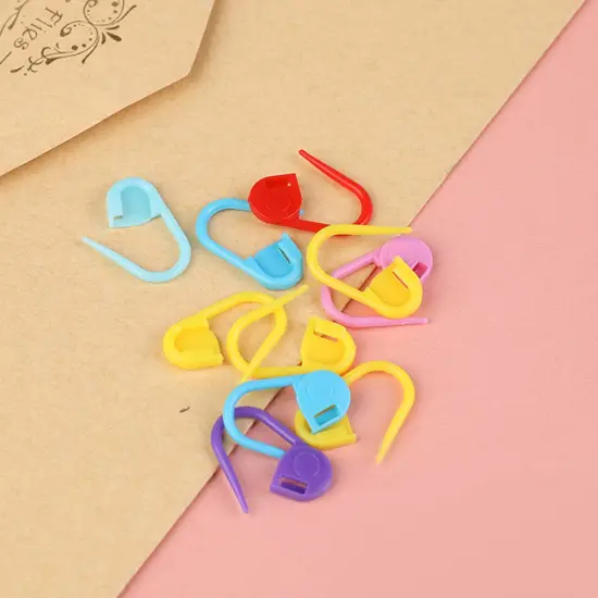 18 Pieces Knitting Stitch Holders,6 Sizes Yarn Stitch Holder Set for Crochet Knitting Needle Aluminum Stitch Holders Safety Pins with 100 Locking Stitch Markers {3}