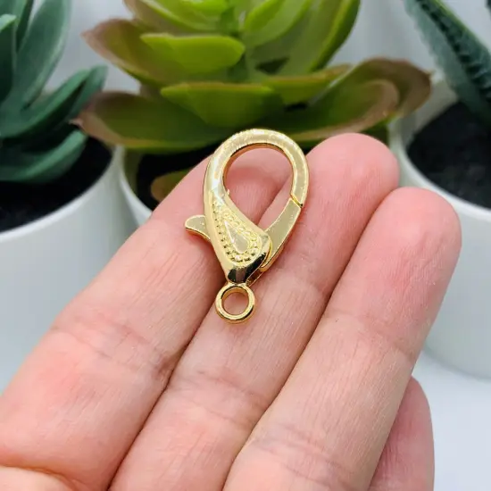 4, 20 or 50 pieces: 16 x 31 mm KC Gold/Light Gold Plated Decorative Lobster Clasps {2}