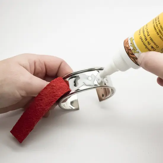 Fiebings Leathercraft Adhesive 4oz {2}