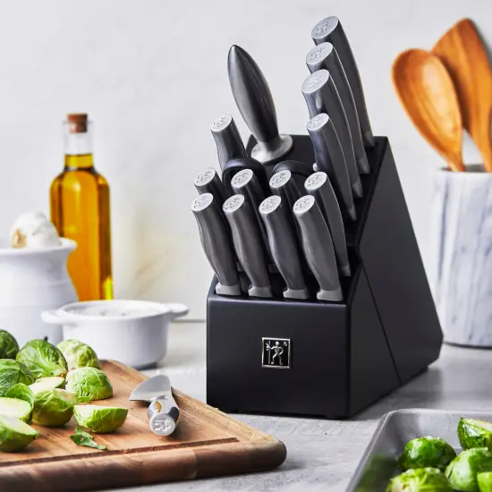 HENCKELS Graphite 17-pc Knife Block Set {4}