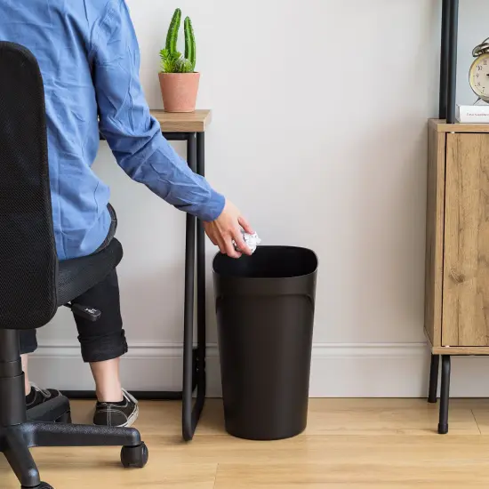 IRIS USA 6 Gallon / 24 Quart Plastic Wastebasket Garbage Trash Cans with Handles for Home Office Kitchen Bedroom Bathroom {3}