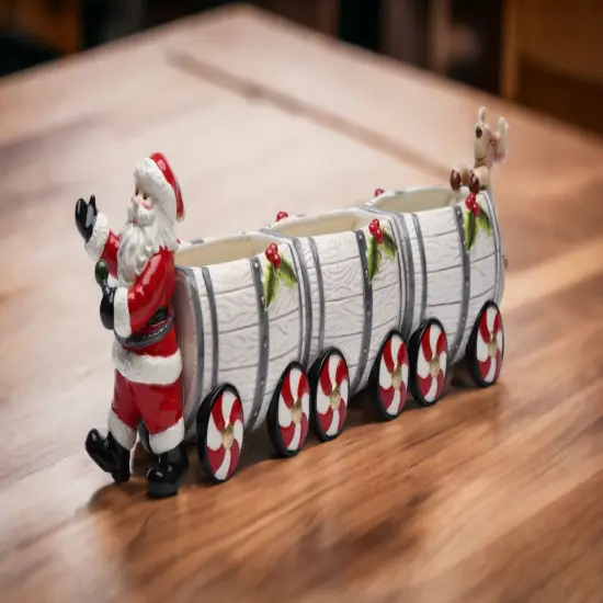 Ceramic Christmas Santa Train Box With Salt & Pepper ( 5 Pcs Set ), Home D&eacute;cor, Gift for Her, Gift for Mom, Kitchen D&eacute;cor, Christmas D&eacute;cor {2}
