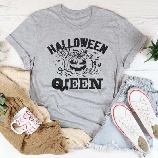 Women's Halloween Queen T-Shirt {3}