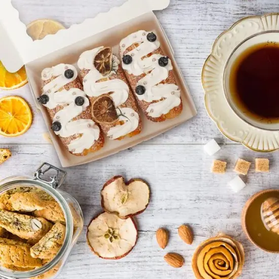8 X 6 X 2.5" White Bakery Boxes with Window Pastry Boxes for Cakes, Cookies and Desserts {3}
