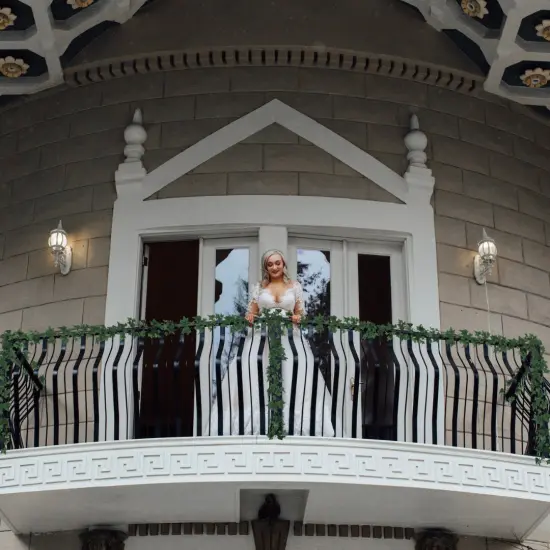 6-Foot English Ivy Garland - Premium Silk Variegated Green & White Ivy, Realistic Artificial Vine for Home & Office Decor, Hanging Accent - Floral Home by Artificial Flowers {5}