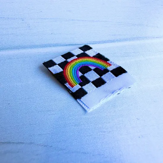 Checkered Rainbow Sewmoji&trade;️ Woven Tags / Labels {1}
