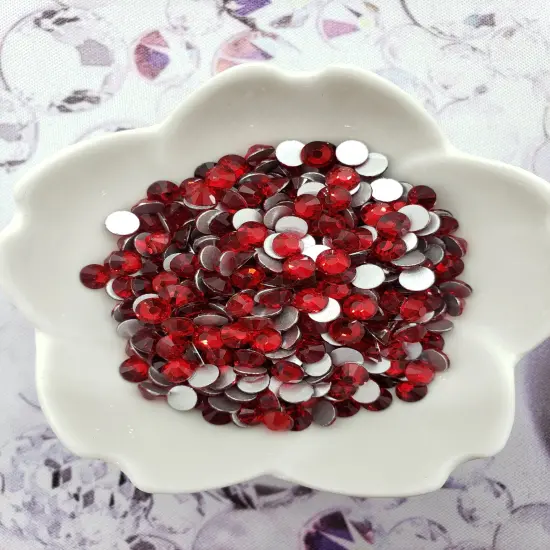 Siam - KiraKira Glass Rhinestones by CrystalNinja {1}