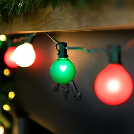 Northlight Frosted G50 Globe Indoor Outdoor Patio Light Set - 9' Green Wire - 10ct {4}