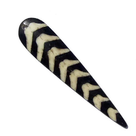 The Bead Chest Delta Design Batik Bone Feather Pendant 22mm Kenya African Black and White Handmade {1}