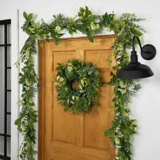 Northlight Mixed Foliage and Daisy Spring Garland - 5' Green {3}