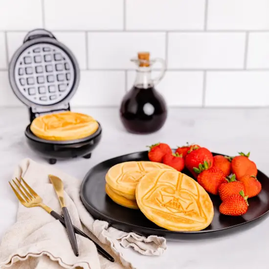 Uncanny Brands Star Wars Mini Darth Vader Waffle Maker {6}
