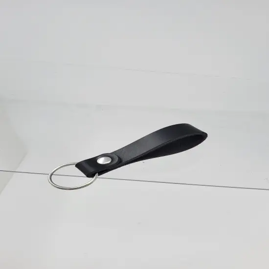 Blank Leather Keyrings 12 Pack &ndash; Pre-Cut Blanks with Hardware for Hot, Foil Stamping & Engraving Black {2}