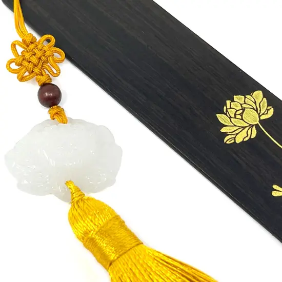Wrapables Sandalwood Bookmark with Pendant Tassel for Book Lovers an Readers Lotus {2}