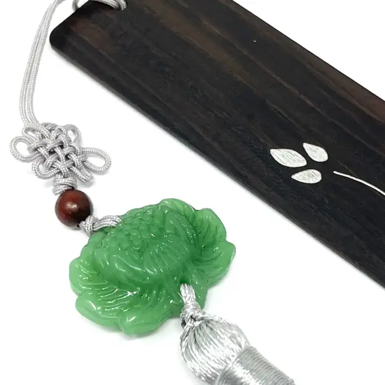 Wrapables Sandalwood Bookmark with Pendant Tassel for Book Lovers an Readers Water Lily {2}
