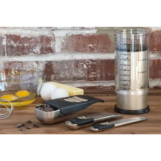 Fox Run Bakers Pro Adjust-A Measuring Set {6}