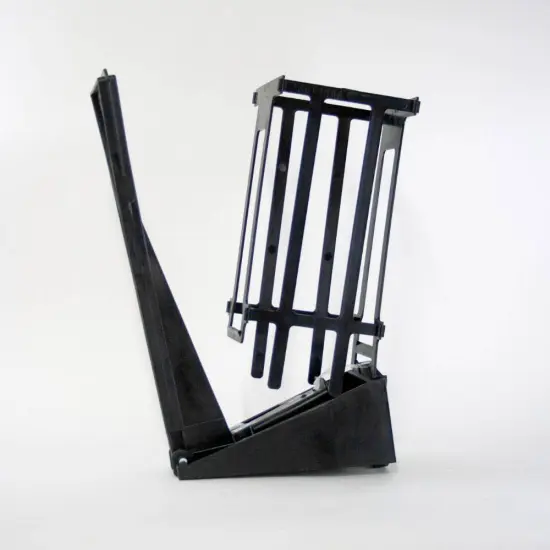 Heavy-Duty Aluminum Can Ram Can Crusher Tough Plastic Holds 10 Cans Black {1}