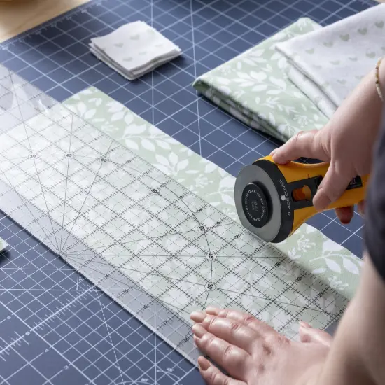 OLFA Standard Rotary Cutter 60mm {5}