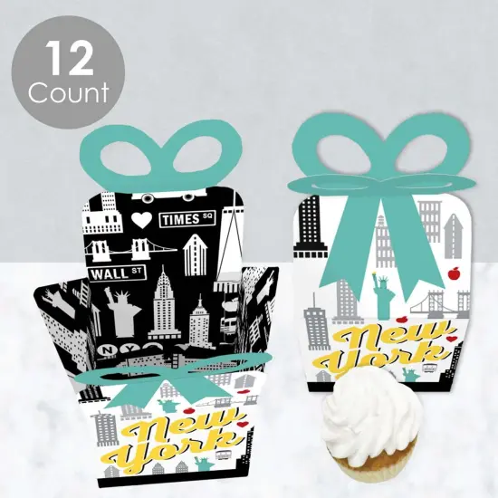 Big Dot of Happiness NYC Cityscape - Square Favor Gift Boxes - New York City Party Bow Boxes - Set of 12 {4}