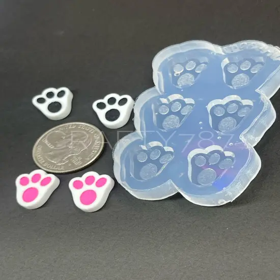 Bunny Paws Studs/Bits Silicone Mold (A3) {2}