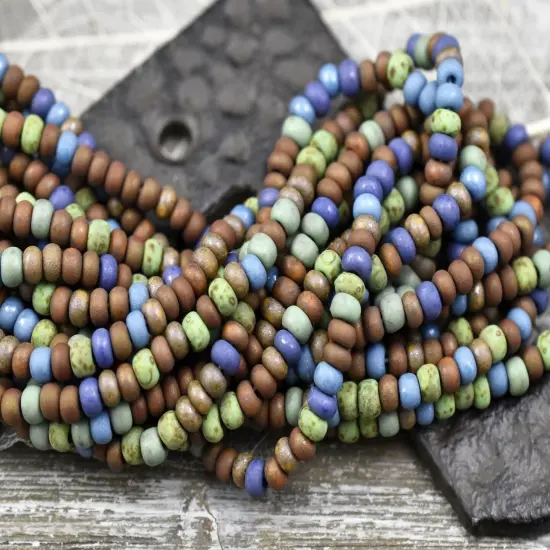 5/0 Aged Matte Meiji Picasso Mix Seed Bead Mix (22" Strand) {3}