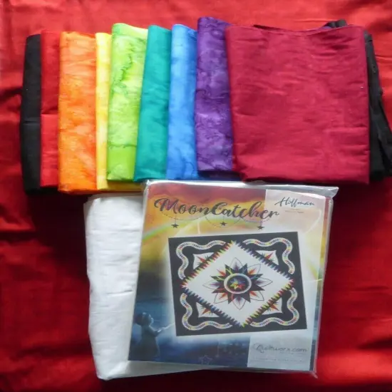 Kit Mooncatcher A Rainbow Palette Kit with Pattern Top and Binding of Hoffman s {2}