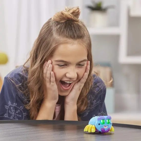 Yellies! Voice-Activated Spider Pet | Webington {5}