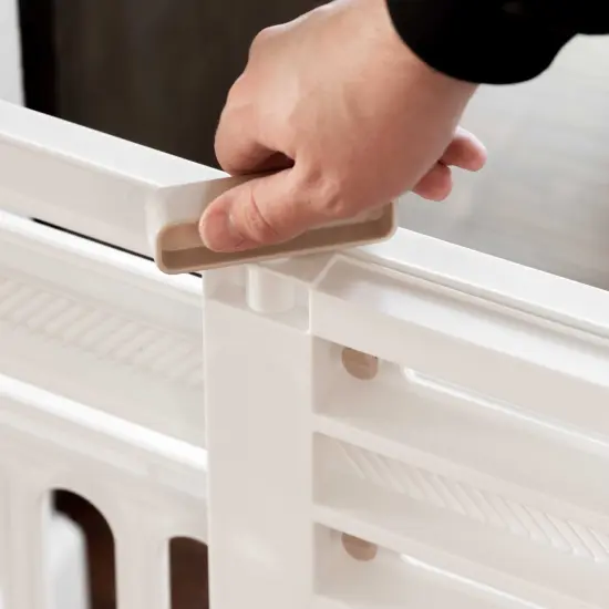 IRIS USA 24 to 39" Plastic Portable Expandable Pet Gate, Safety Gate {6}