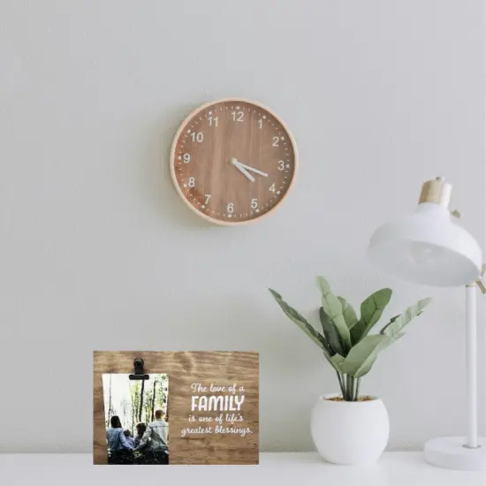 Decorative Wood Clip Frame: Family {2}