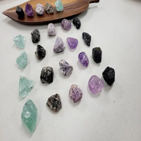 Crystals for Empath - Tourmaline, Amethyst, Lepidolite, Smoky Quartz, Fluorite {3}