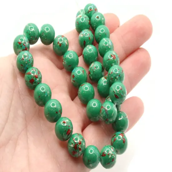 40 10mm Green and Red Splatter Paint Smooth Round Glass Beads {3}
