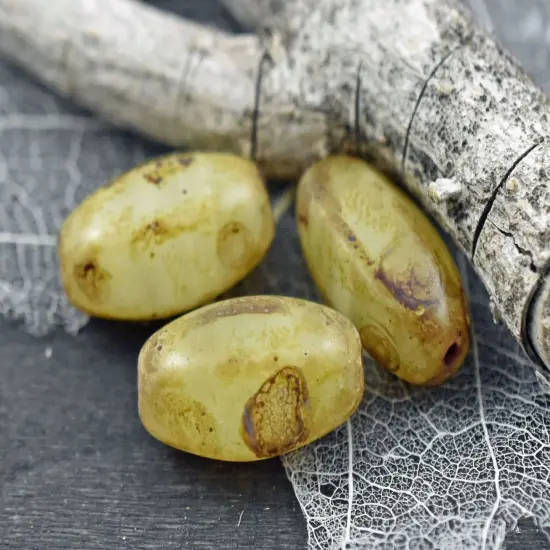 *10* 20x13mm Caramel Picasso Wedged Oval Beads {3}