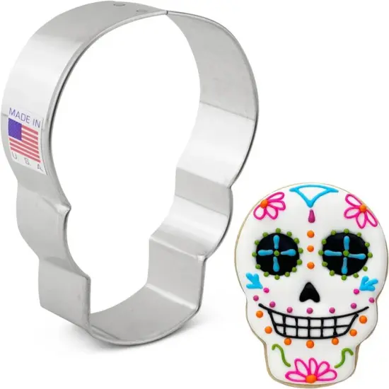 Ann Clark Skull Cookie Cutter Halloween Day of the Dead D&iacute;a de Los Muertos Sugar Skull, 3.5" Football player {1}