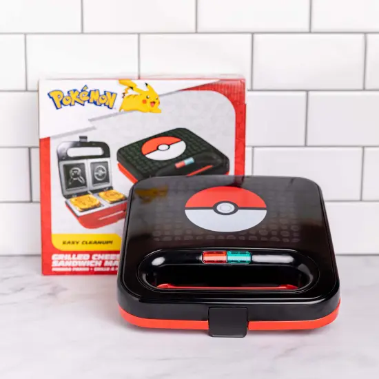 Uncanny Brands Pokemon Sandwich Maker {5}