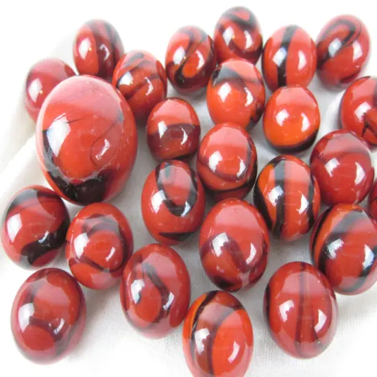 25 Glass Marbles LADYBUG Black Blood Red game pack vtg style Shooter Swirl {3}