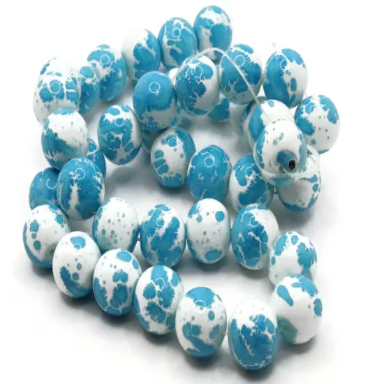 40 10mm White with Sky Blue Splatter Paint Smooth Round Glass Beads {1}