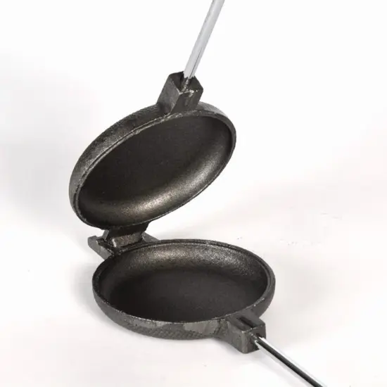 Rome Cast Iron Round Campfire Sandwich Pie Iron 4 in x 22 inch {4}