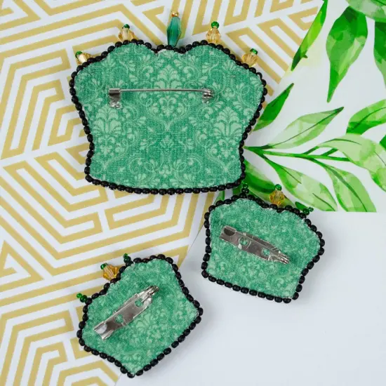 Bead Embroidery Decoration Kit- Symbol of the monarch {4}